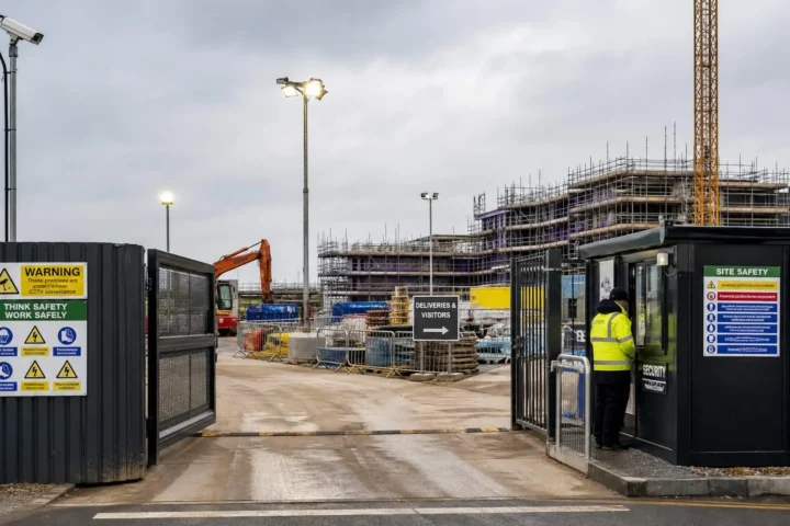 What does construction site security include in the uk